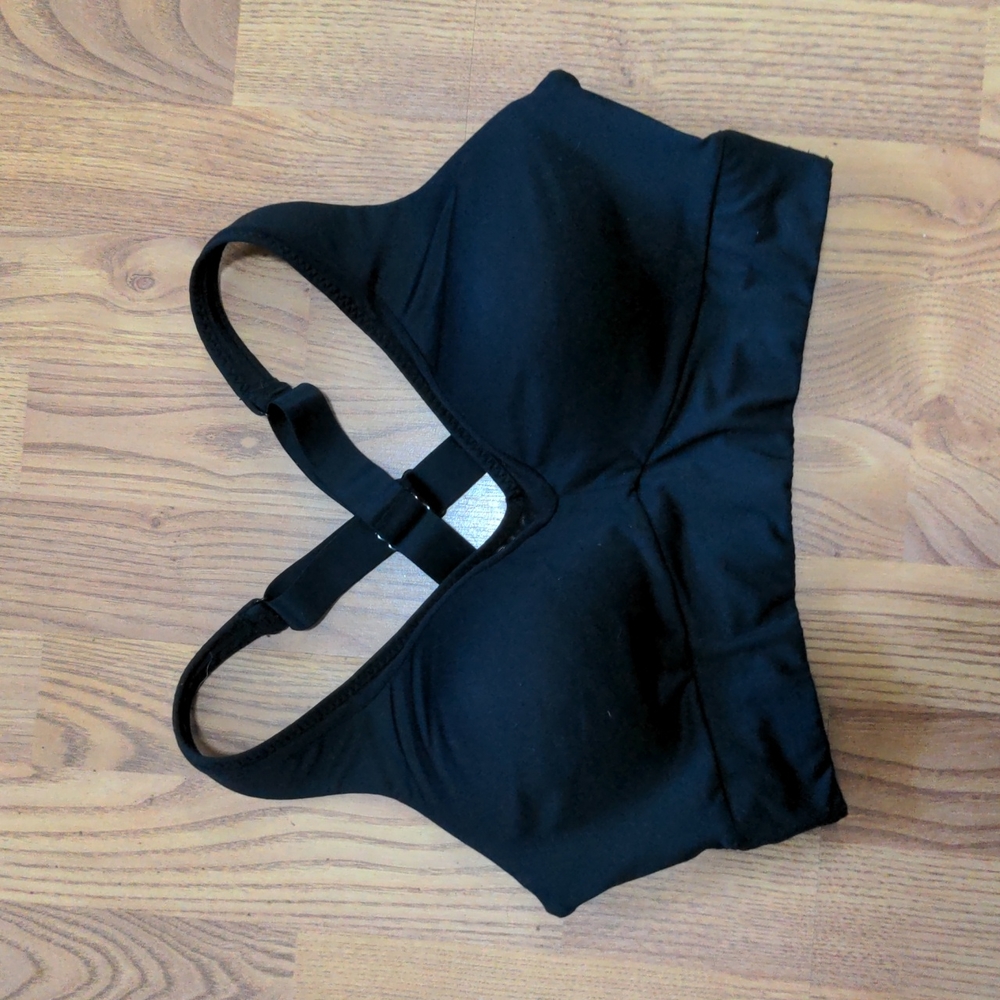 Athleta Black Adjustable Strap Sport Bra